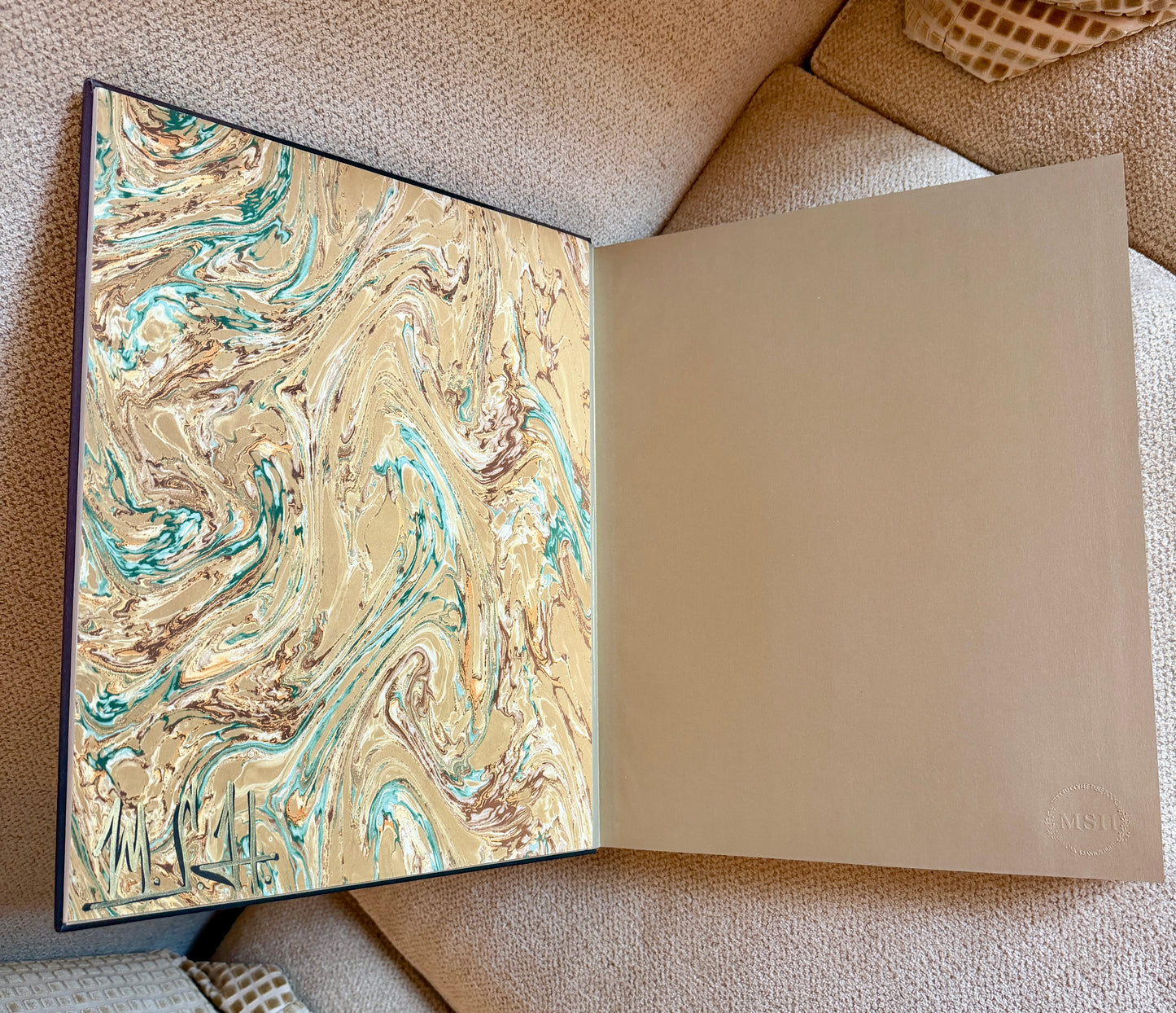 D’OR Woman Crystal Embellished Studded Table Book